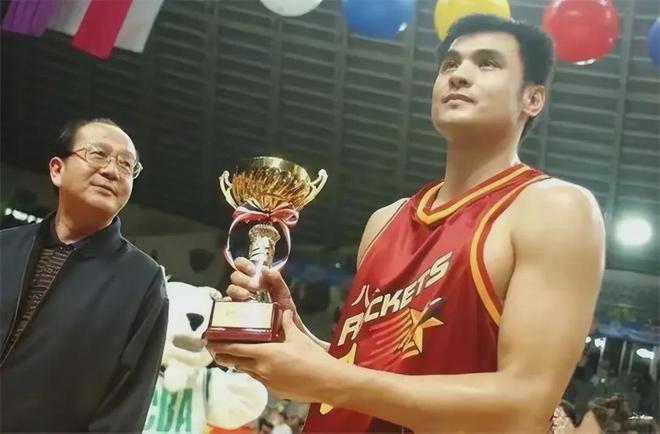 尼克本人是